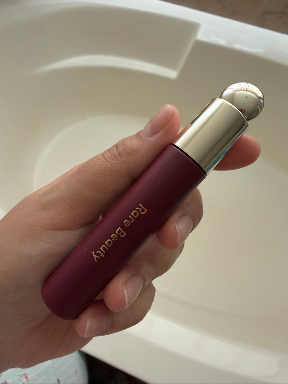 Rare Beauty Lip oil - shade Affection